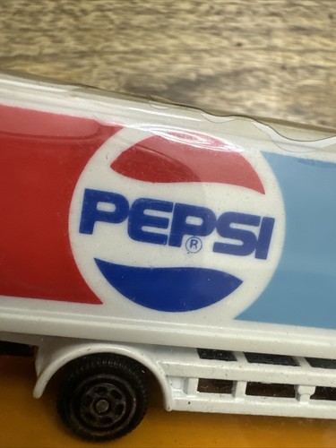 Corgi Truckers Ford Cargo Truck Pepsi In Original Box RARE - Picture 16 of 24