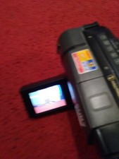 Sony Handycam CCD-TRV25 Digital 8 Video Camcorder 64x Optical Zoom Read 