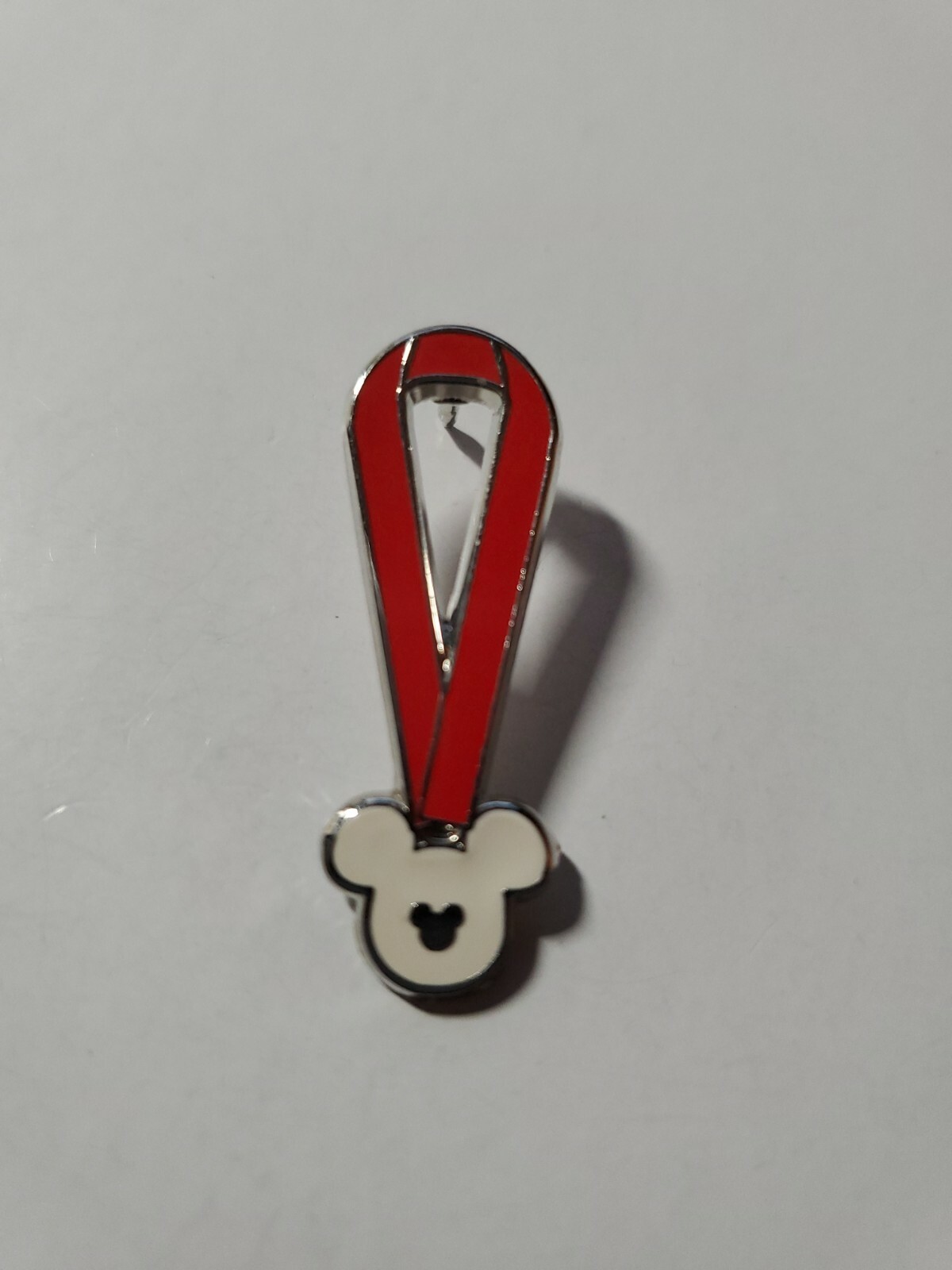 DISNEY WDW 2010 HIDDEN MICKEY RED LANYARD PIN