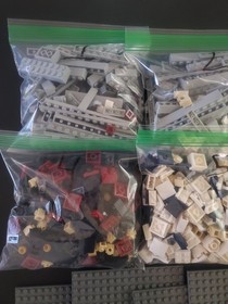 LEGO Iconic Chess/Checkers Set 40174 Incomplete - Retired No box