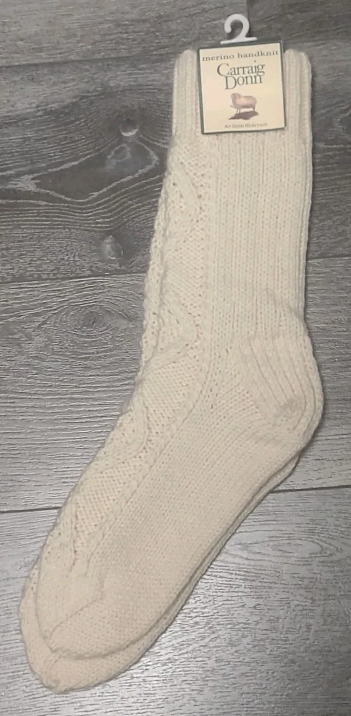 Carraig Donn Handknit Cable Knit Wool Socks Cream Ireland Large?
Opens in a new window or tab