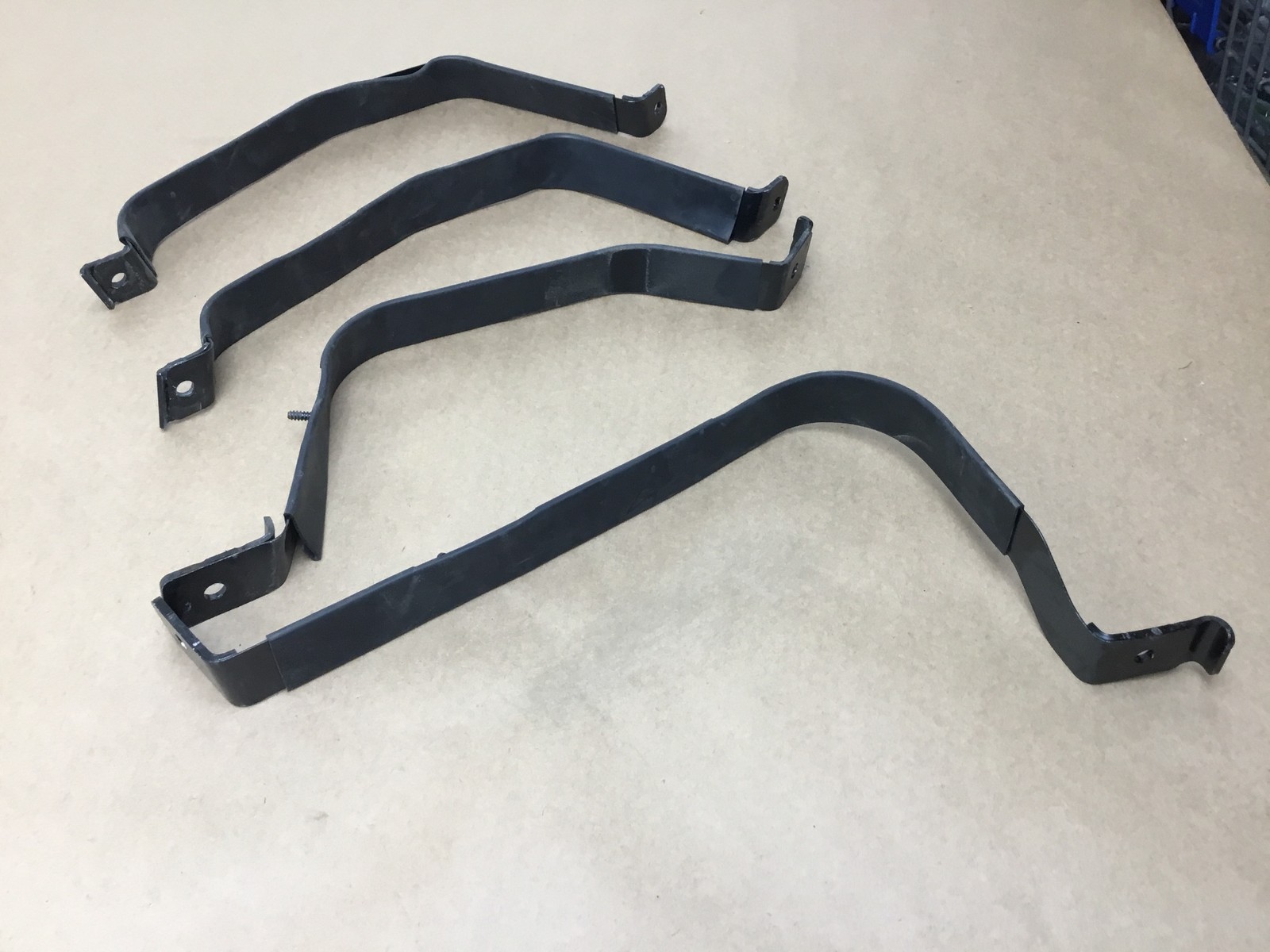 Lamborghini Huracan 2018 Fuel Tank Bracket Holder Strap Set 4 PCS 16 - 19 :A