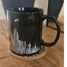 Zak Heat Sensitive Batman Joker Ceramic Coffee Mug DC Universe 2017
