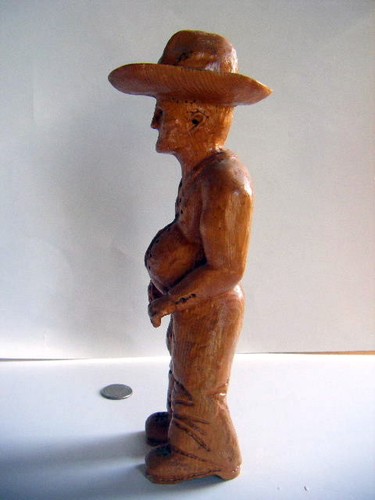 folkart carving Cowboy with beer belly signed nice LOOK - Picture 4 of 5