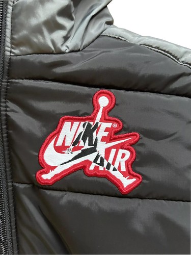 Nike Jordan Boy's Jumpman Classic Puffer Jacket Size 4 $95 Value - Picture 7 of 12