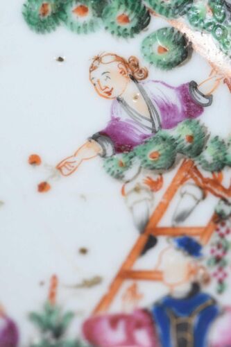 Chinese Export 1760 Pair Cherry Pickers Salt Bowls - Picture 2 of 9