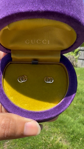 18k Yellow Gold Gucci Earring - Video 1 of 1