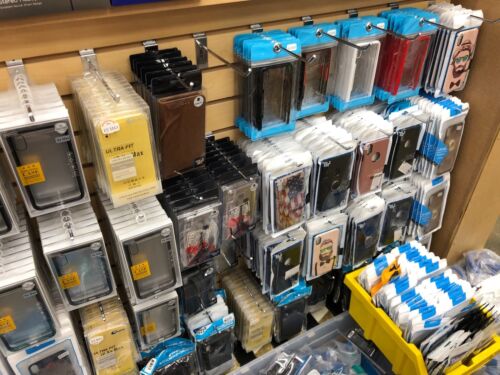 Wholesale Lot of 50pc Mix iPhone 11 Pro Cases in Retail Package for Display - Afbeelding 1 van 1