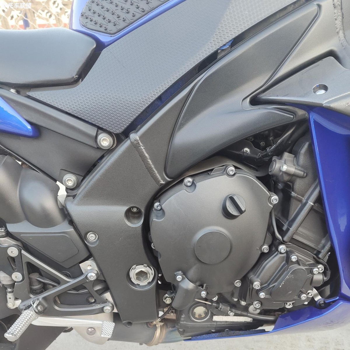 YAMAHA YZF-R1 09-14 ビーターアルミタンク YAMAHA YZF-R1 09-14 YAMAHA YZF-R1 09-14 ビーターアルミタンク YAMAHA YZF-R1 09-14