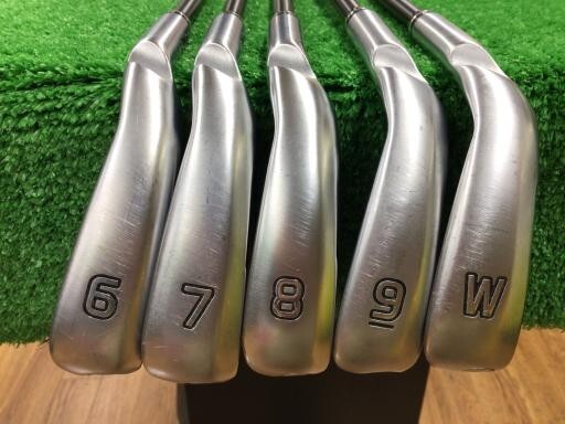 Ping G425 5s Iron Set / 6-9 PW / Flex Regular / ALTA J CB SLATE