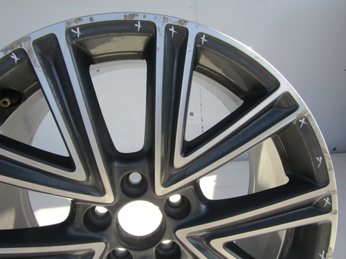 Cerchio in lega 19 su Audi A1 82A GB originale 7,5Jx17" ET46 82A601025E 506-A6-17 - Foto 3 di 13