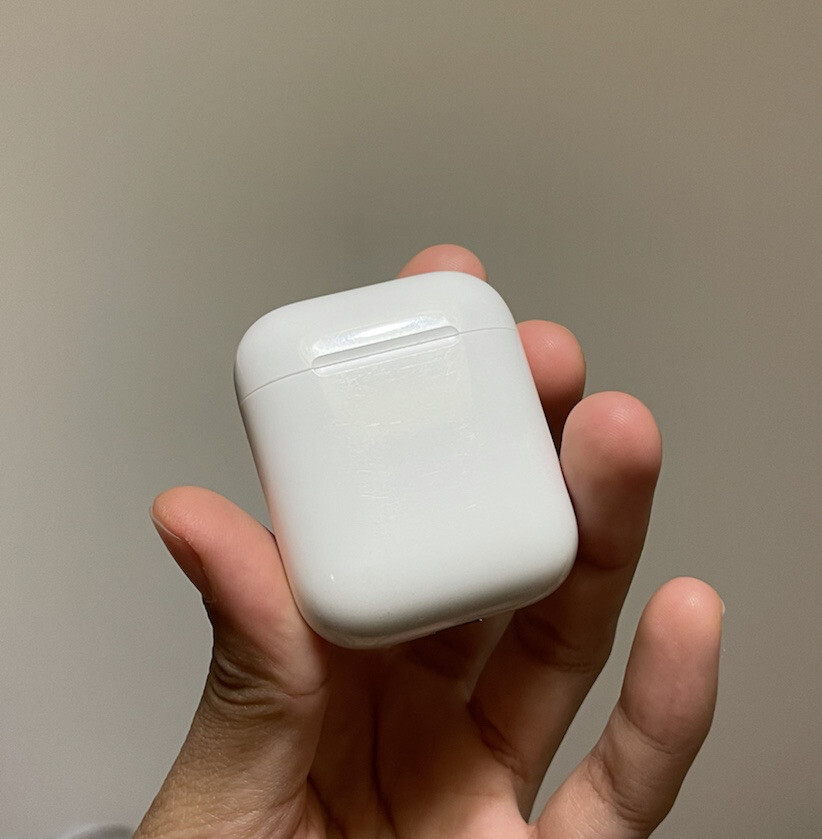 Genuine Apple Airpods 1st Generation *Battery Drain Issue