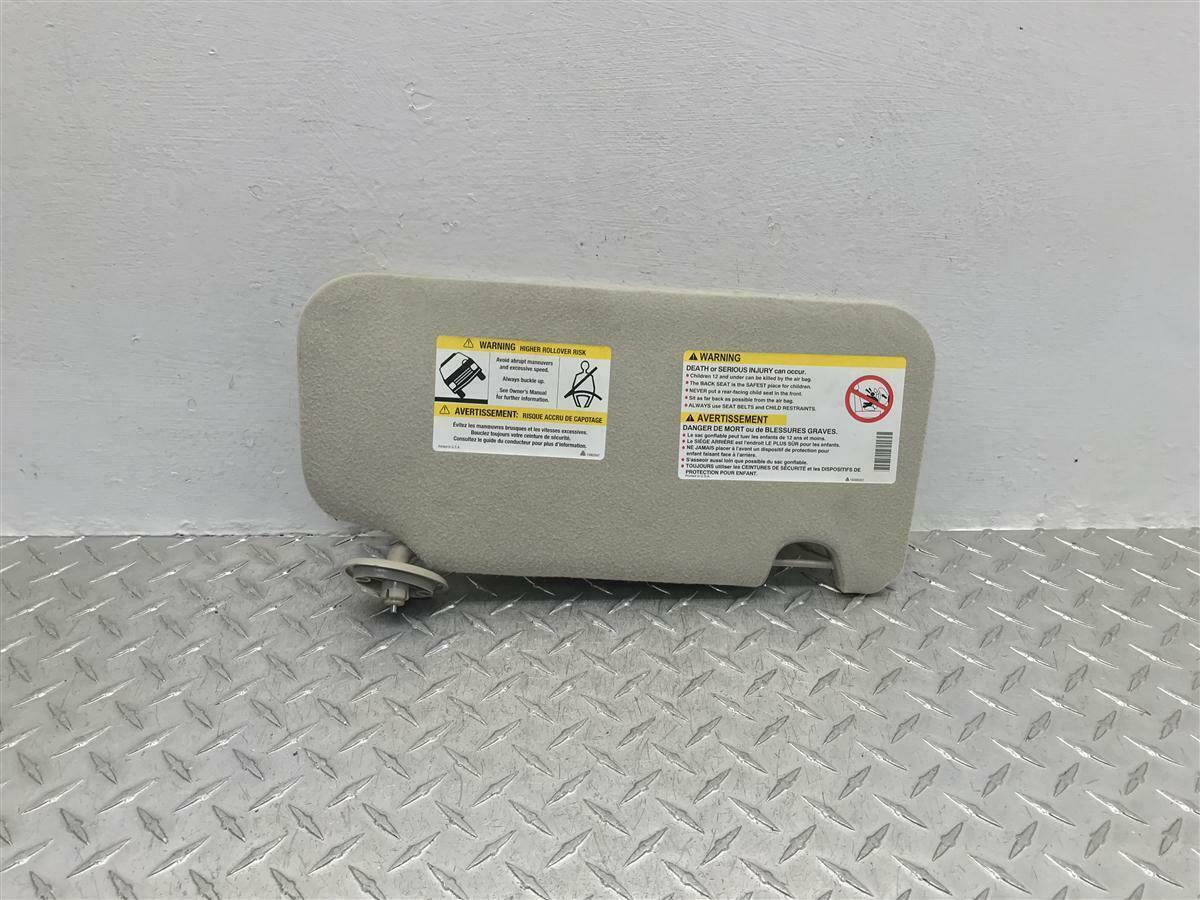 20022007 SATURN VUE DRIVER SIDE SUN VISOR SHADE TAN/BEIGE OEM 15822411