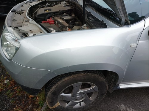 dacia duster 4x4 diesel 1.5 Breaking - Picture 2 of 13