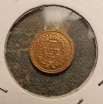 ROUND INDIAN HEAD 1/4 DOLLAR CALIFORNIA GOLD TOKEN IN DISPLAY