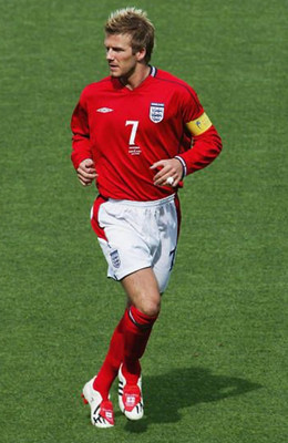 イングランド代表　2002 アウェイ　Mサイズ　No.7ベッカム　リバーシブル England Away David Beckham Reversible World Cup 2002 Jersey