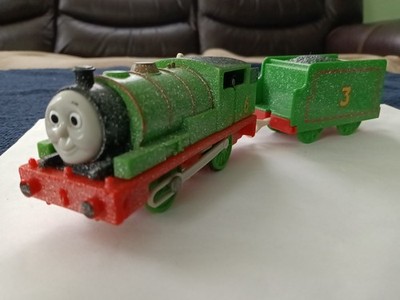 Thomas & Friends TRACKMASTER Snow Covered Percy 6 Train Engine With Tender     1