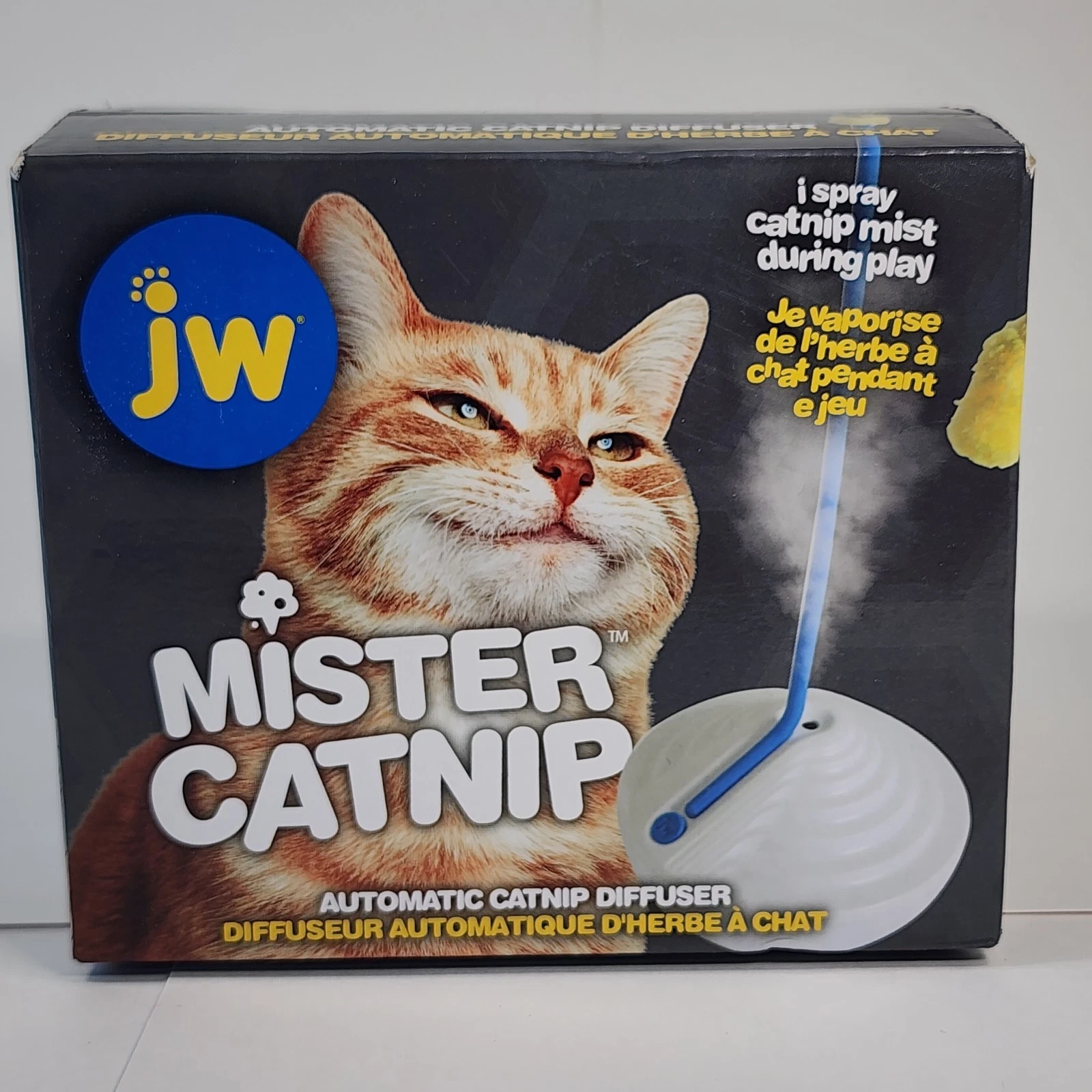 JW Mister Catnip Cat Feather Toy with Automatic Catnip Mist Diffuser