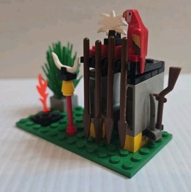Lego 6246 Pirates Islanders Crocodile Cage Complete with Instructions 