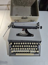 Remington Monarch Manual typewriter With Hard Case Vintage- Beautiful thumbnail