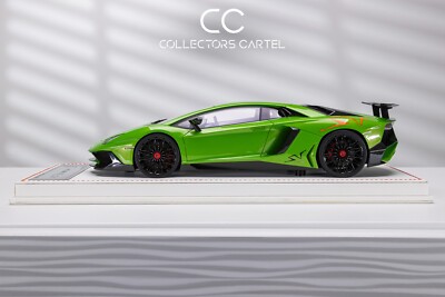 Lamborghini Aventador LP750-4 SV (Green) [Dino Model] 1/18 scale