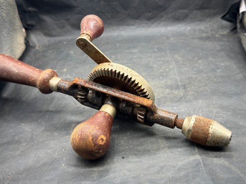 VINTAGE STANLEY HAND DRILL NO. 803 ENGLAND MANUAL EGG BEATER STYLE TOOL - Picture 4 of 6