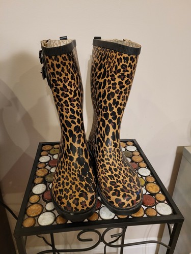 leopard print rain boots