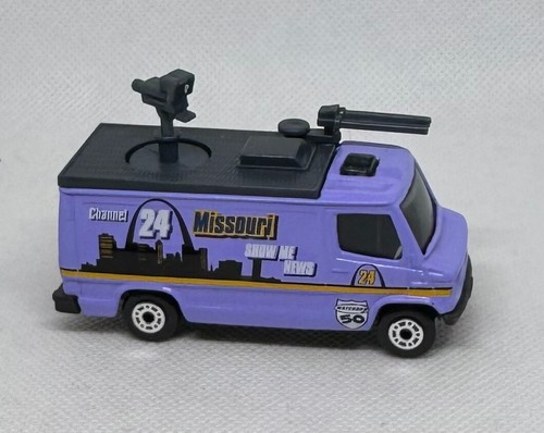 MATCHBOX ACROSS AMERICA 50TH BIRTHDAY #24 MISSOURI TV NEWS VAN - Picture 2 of 5