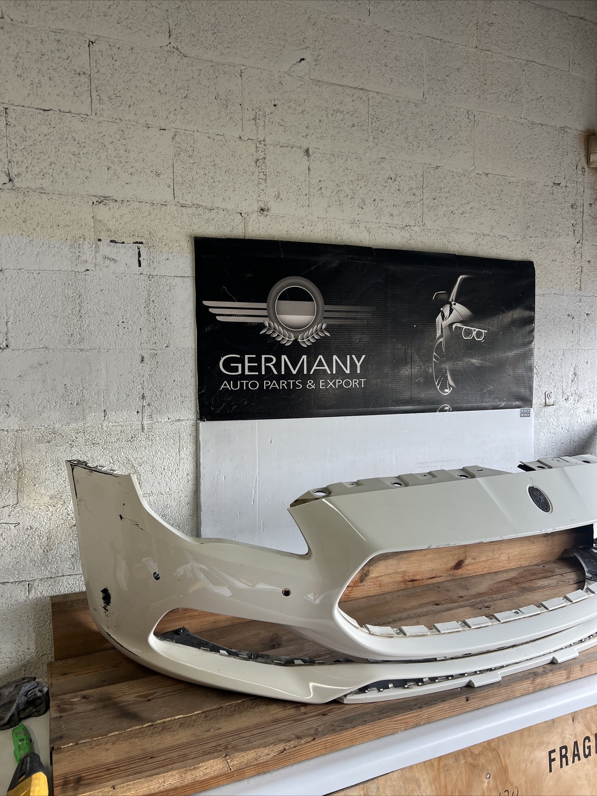 2018-20 Maserati Quattroporte S Front Bumper Cover Skin 670036965  #2239
