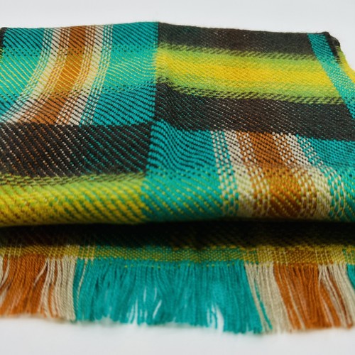 Nordstrom Rack Leaf Plaid Scarf NWT - Picture 6 of 6