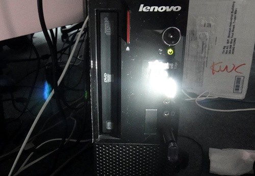 Mini Portable USB Power 3 SMD LED Night Light Torch Camping Keychain Cold White - Zdjęcie 8 z 9