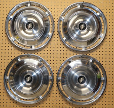 Vintage Set Of 4 1961 Buick 15 Hubcaps Electra Lesabre Invicta Caps Wheel Cover