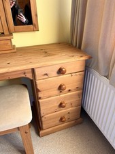 Solid Pine Bedroom Furniture Set
