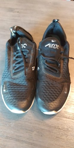 Scarpe da corsa Nike Air Max 270 da uomo taglia US 8,5 nere bianche AH8050 - Foto 2 di 8