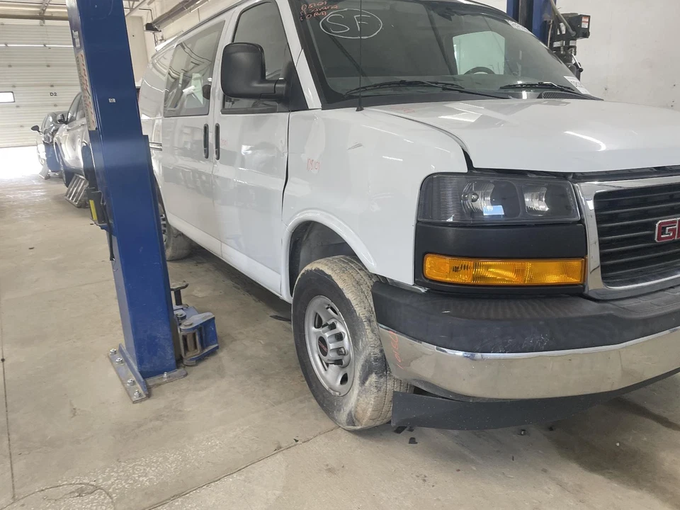 Used Body Control Module fits: 2019 Gmc Savana 2500 van Body Control BCM Cpe LH - Image 4 of 4