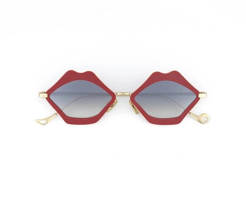 EYEPETIZER Occhiali da sole donna modello BISOUS forma bocca | eBay