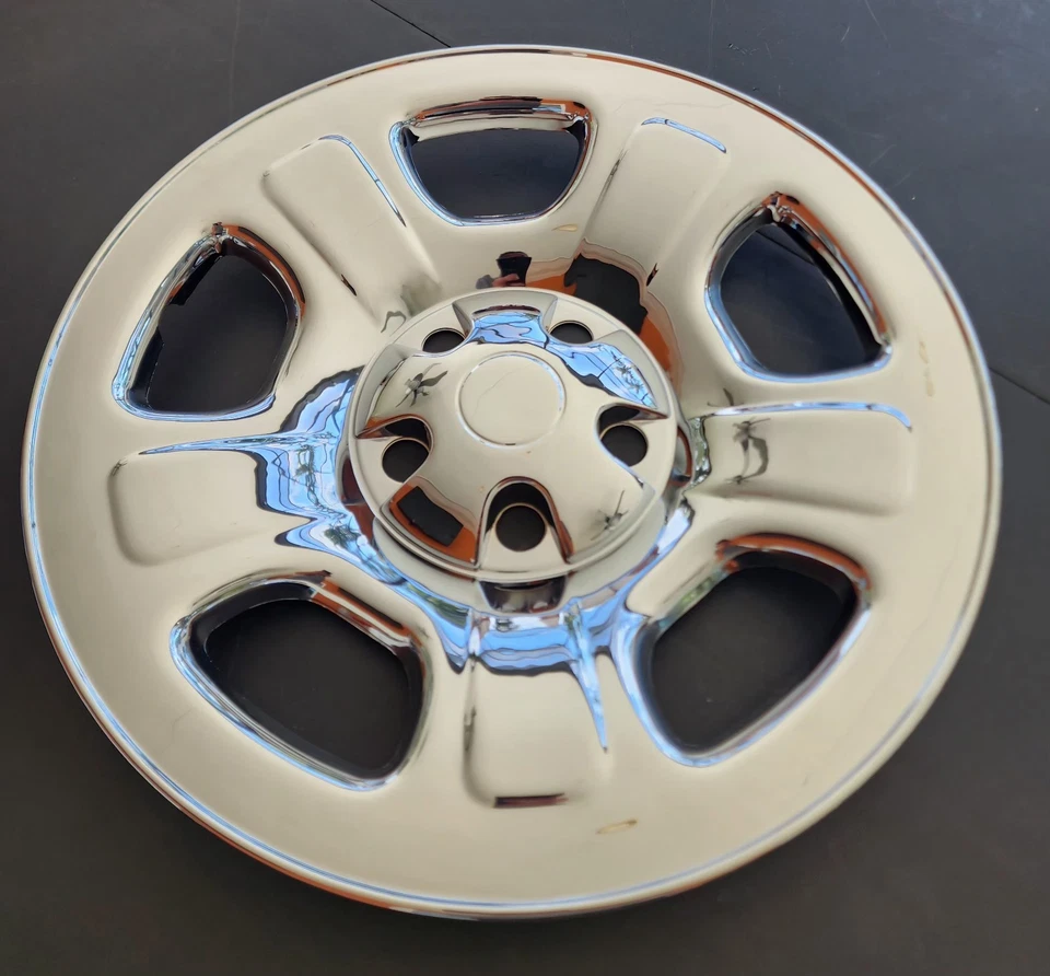 单 2002 - 2007 年 JEEP 自由 16 英寸铬合金轮毂皮肤 IMP40X — 第 2/4 张图片