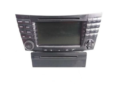 A2118204197 GPS-NAVIGATIONSSYSTEM / E3-A1-15-2 / A2118701085 / 2035963 FÜR MERCE
