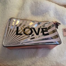 VS Love cosmetic pouch