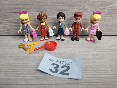 Lego Friends Minifigures x 5 + Accessories Lot 32