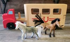 Melissa  Doug Wooden Horse Carrier Play Set 2 With Horses