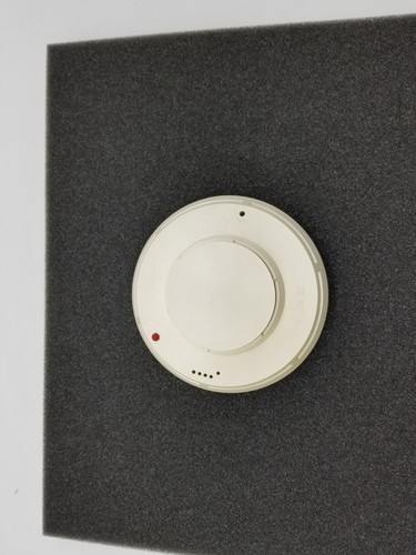 Cabezal detector de incendios ionización Siemens Cerberus Pyrotronics DI-3 500-081806 - Imagen 2 de 4