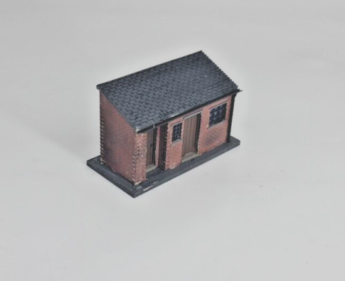 LINESIDE SMALL HUT BUILDING OO GAUGE WORKS WITH HORNBY & BACHMANN - Foto 2 di 5