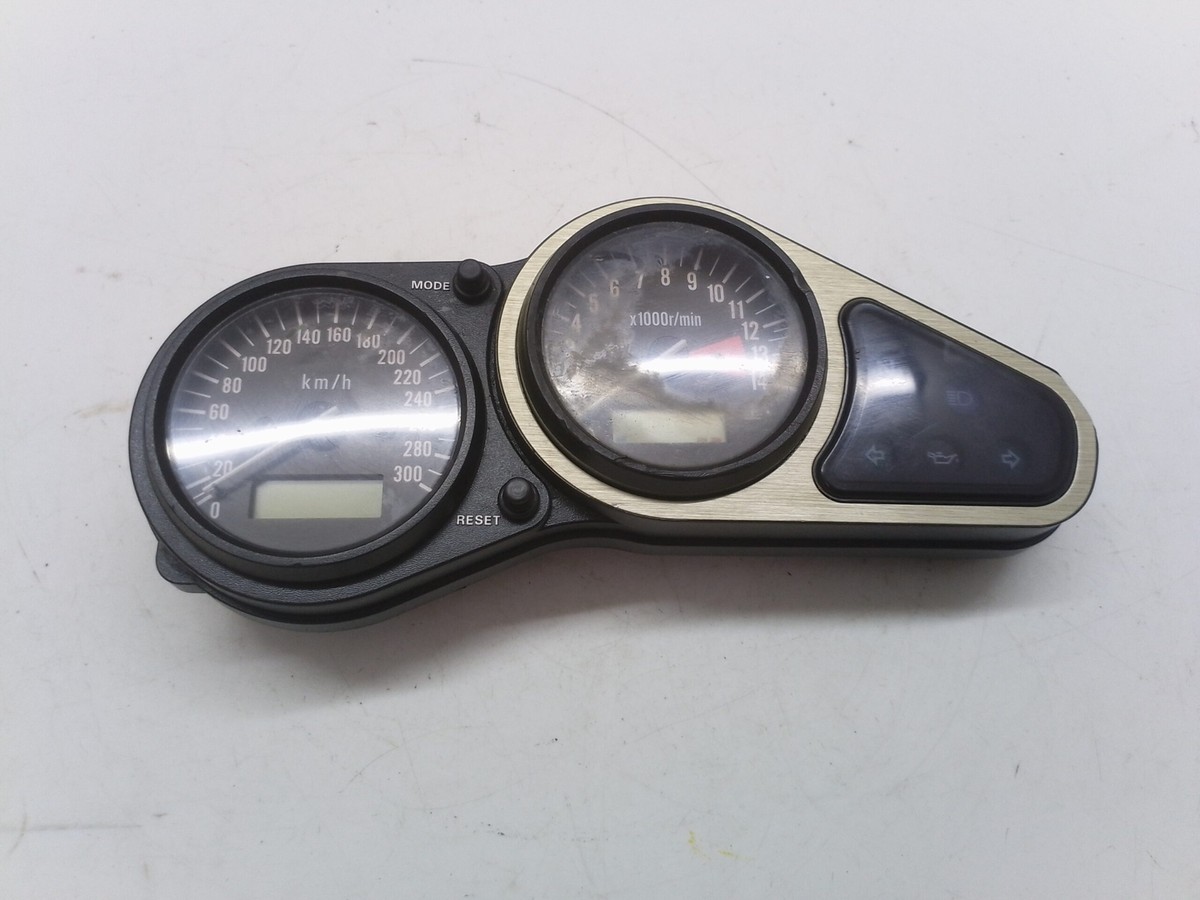 Contachilometri Ricambi Usati Honda Varadero 1000 Kawasaki Zx-9 98
