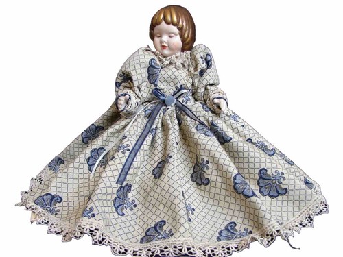 Vitage Handmade and Handpainted Collectible Porcelain Doll Antique Girl Play