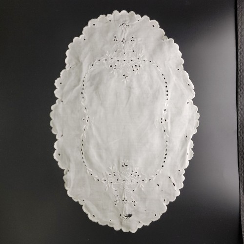 LOT Vintage Handcrafted White Lace & Embroidered Linen Doilies Set Of 3 - Picture 2 of 15