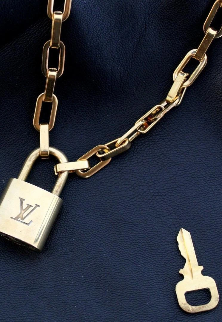 Louis Vuitton Accessories Lock Pendant