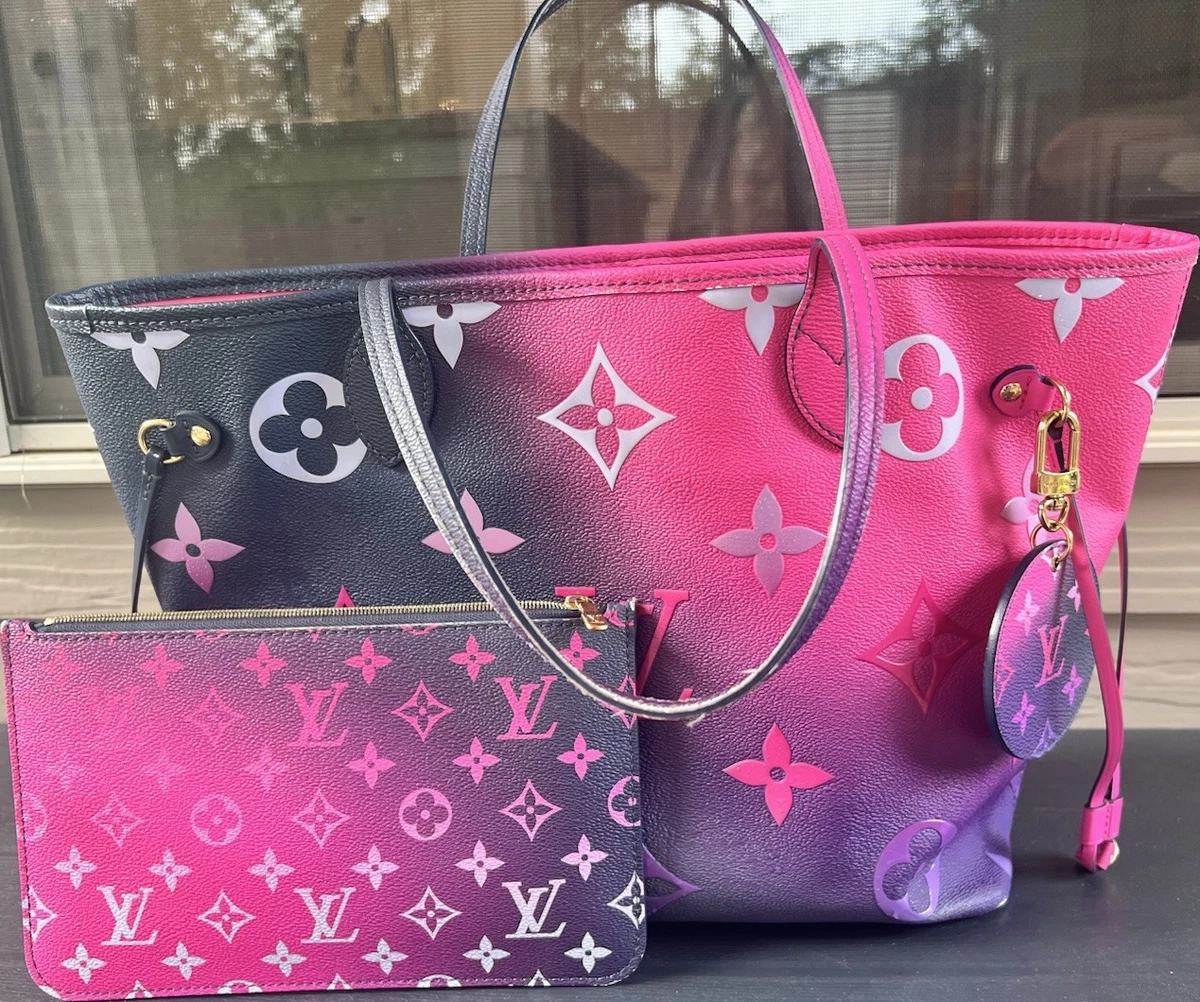 LOUIS VUITTON マヒナ レザーバッグ（パープル系） LOUIS VUITTON Nano Alma Epi Leather Top Handle Shoulder Bag Purple