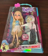 New Bratz Cloe collection Metallic Madness 2015 MGA doll clothes gift set￼