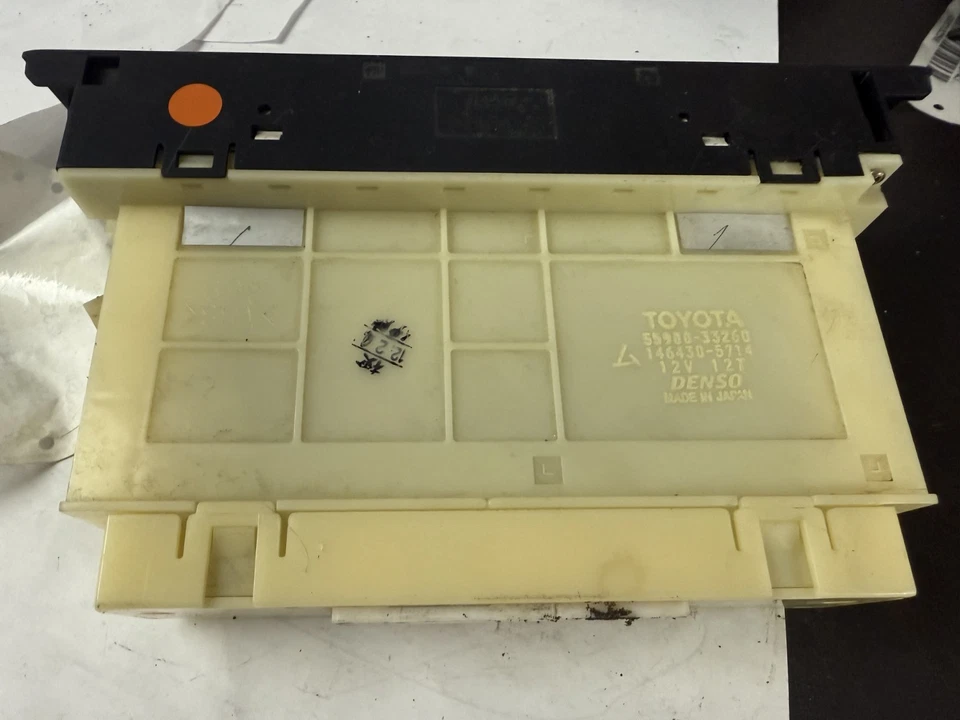 1997-1999 Lexus ES300 A/C controle de aquecedor climático unidade de painel HVAC 55900-33260 FABRICANTE DE EQUIPAMENTO ORIGINAL - Imagem 2 de 4